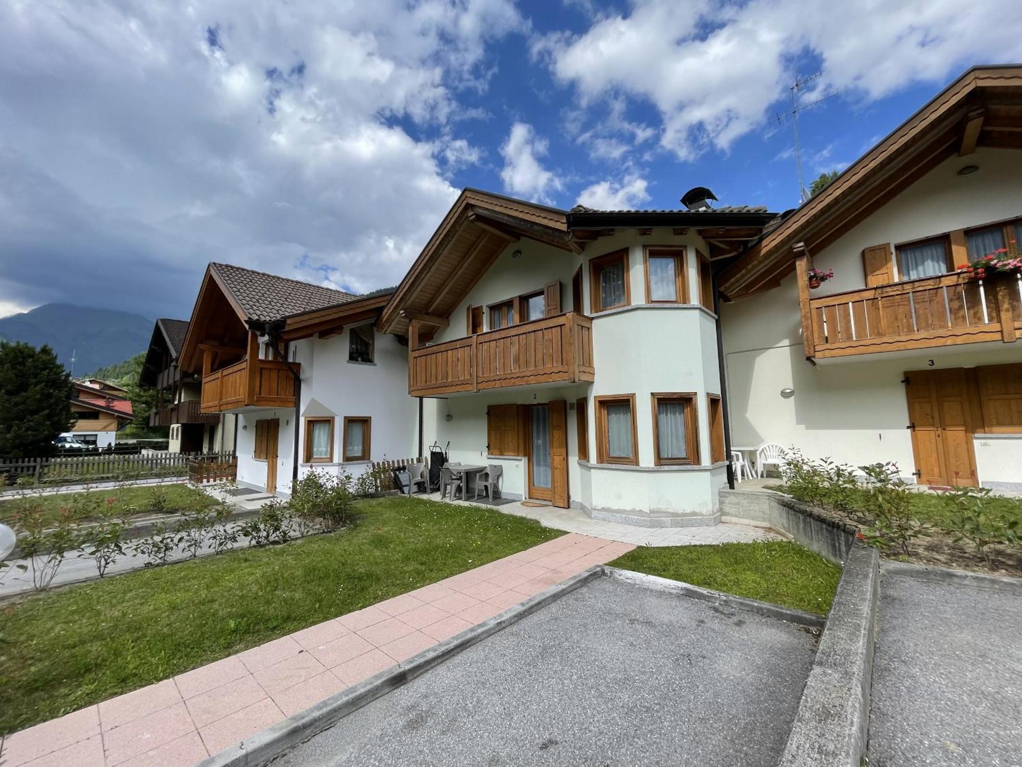 Residence Valentino Pinzolo Exterior foto